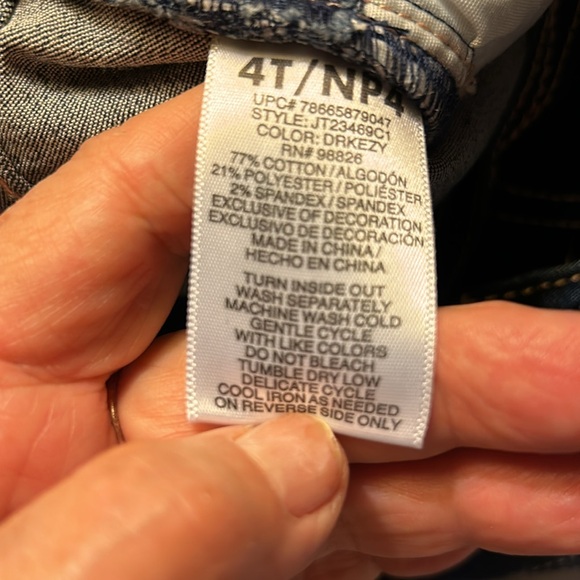 Jordache 4T denim blue bibbed shorts. Trimmed in lace /lace appliqué. Adorable! - Picture 5 of 5